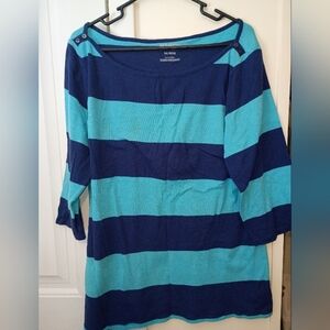 Old Navy Navy and Teal Top